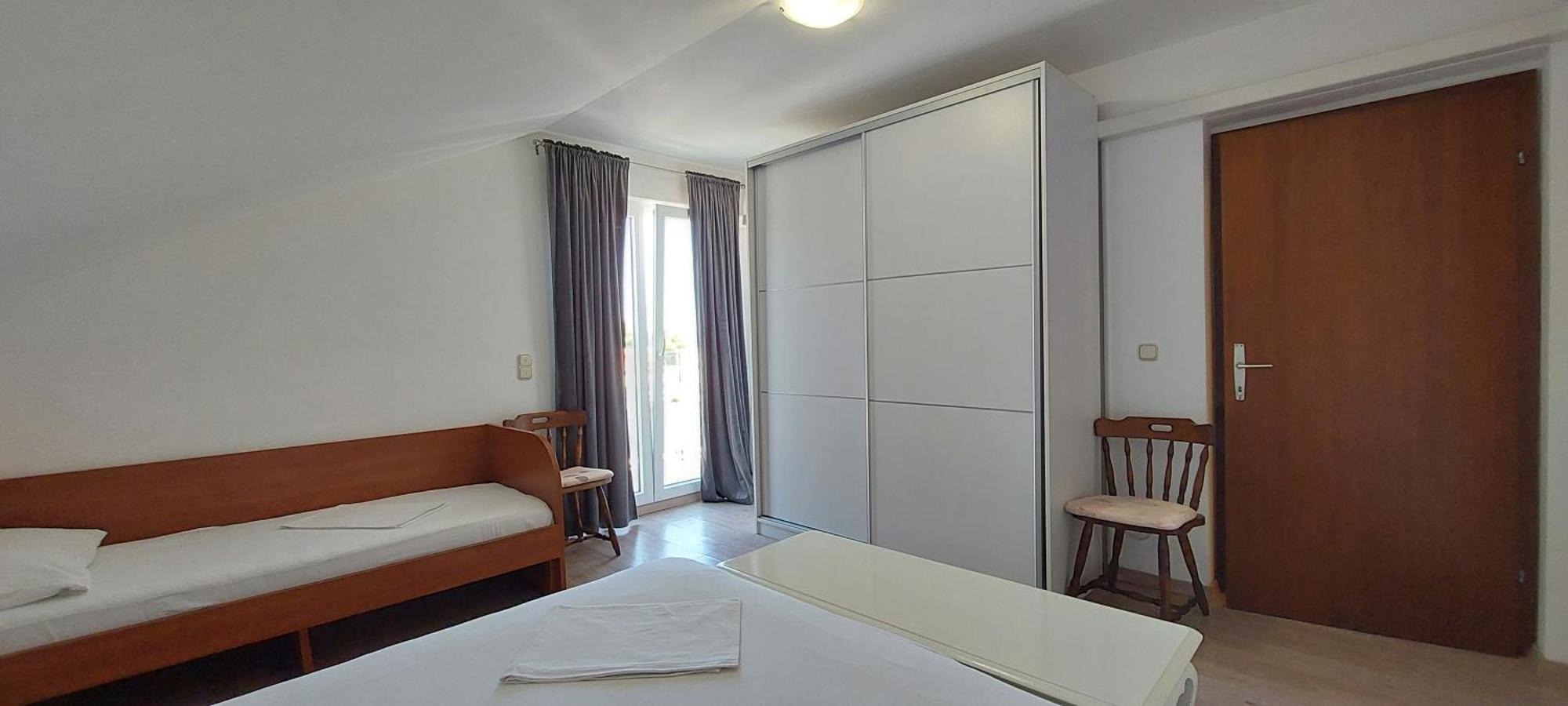 Apartman Figaro Pogled Od Milijun Dolara, 2 Tusa, 2 Wc Каштела Екстер'єр фото